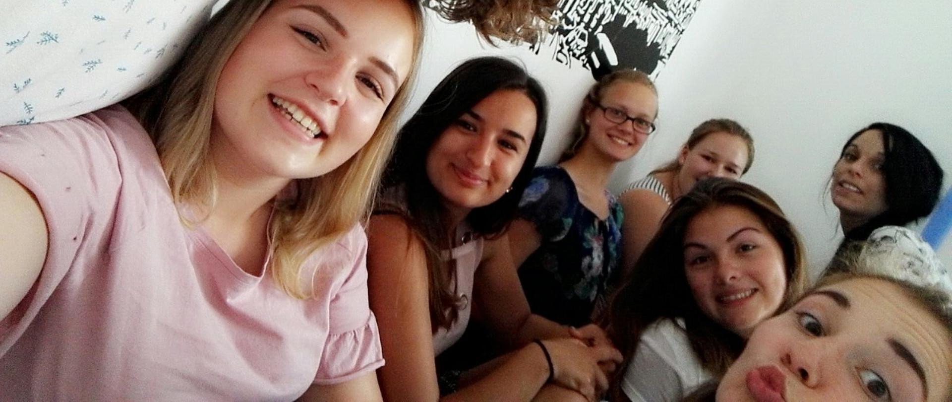 NUESTRA ESCUELA